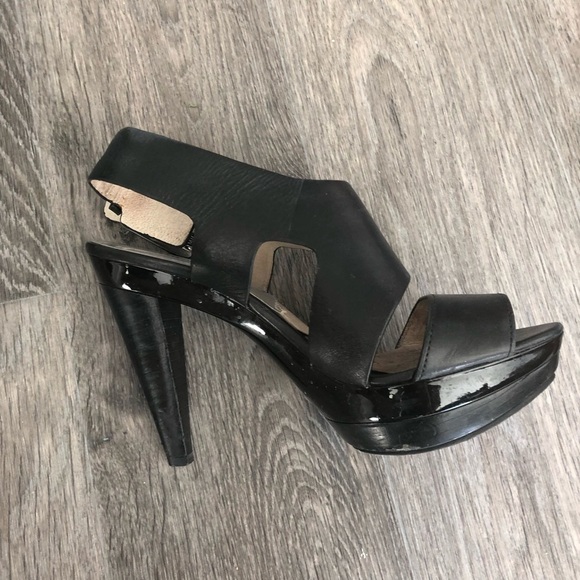 Michael Kor platform leather sandals - Picture 5 of 8